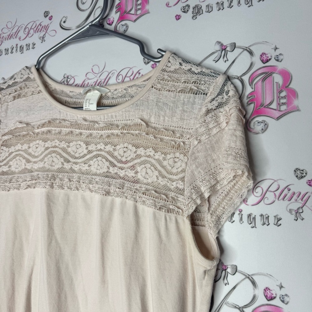 H&M cream lace top stretchy tshirt boho ruffle floral lace accent top area - Picture 2 of 7